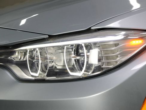 Used 2015 BMW M3 RWD image 12