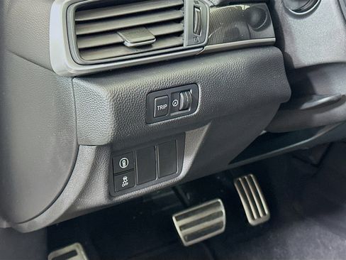 Used 2020 Honda Accord Sport image 16