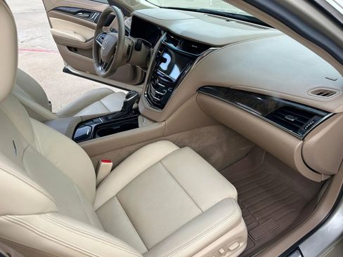 Used 2014 Cadillac CTS Luxury image 22