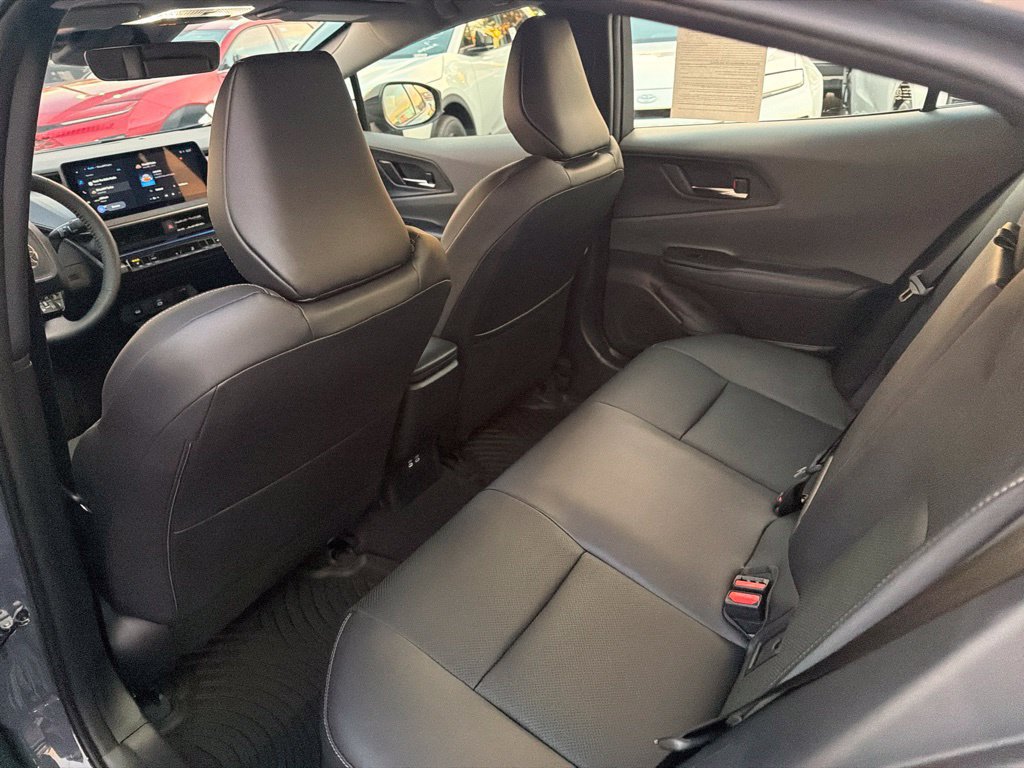Certified 2026 Toyota Prius XLE FWD image 15