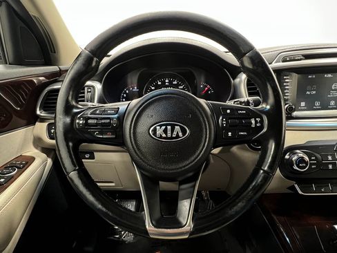 Used 2018 Kia Sorento EX w/ EX Advanced Touring Package AWD/4WD image 22