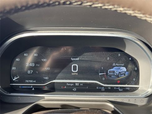 Used 2023 GMC Yukon SLT image 25