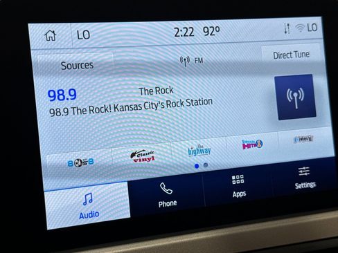 Used 2022 Ford Escape SEL image 11