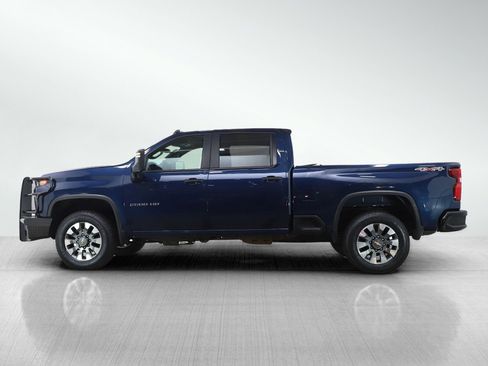 Used 2023 Chevrolet Silverado 2500 Custom w/ Custom Convenience Package AWD/4WD image 2