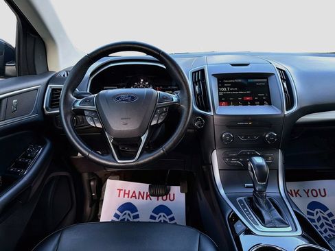 Used 2018 Ford Edge SEL w/ Equipment Group 201A AWD/4WD image 23