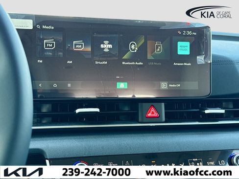 New 2026 Kia Carnival EX FWD image 30