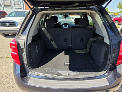 Used 2017 Chevrolet Equinox LT FWD image 8