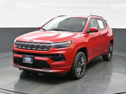 Used 2022 Jeep Compass Limited w/ (RED) Package AWD/4WD image 1