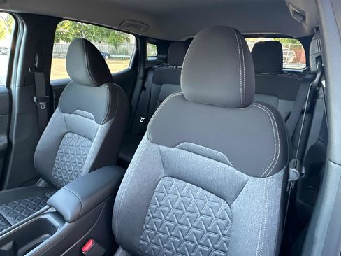 New 2026 Nissan Kicks SV w/ Interior Electronics Package AWD/4WD image 24