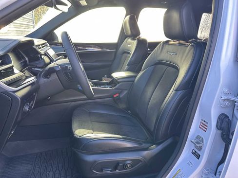 Used 2022 Jeep Grand Cherokee Trailhawk image 15