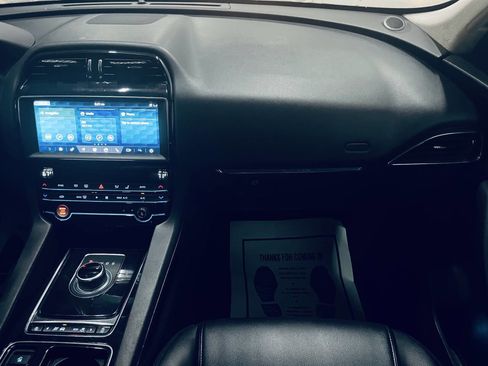 Used 2020 Jaguar F-PACE AWD/4WD image 26