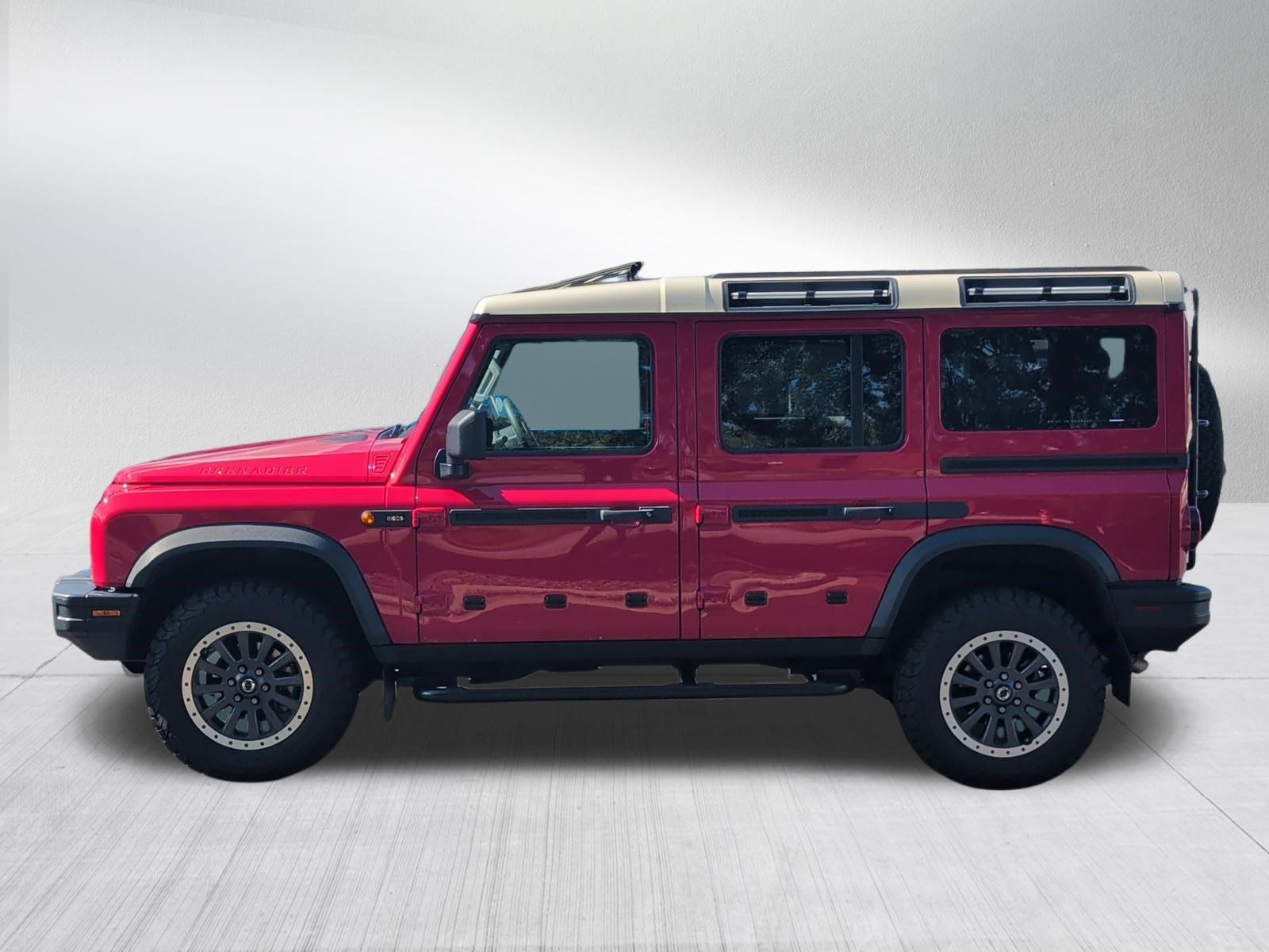 Used 2025 INEOS Grenadier Station Wagon AWD/4WD image 4