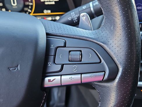 Used 2021 Cadillac CT4 V w/ Technology Package image 15