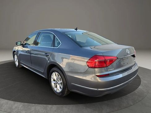 Used 2016 Volkswagen Passat 1.8T S image 7