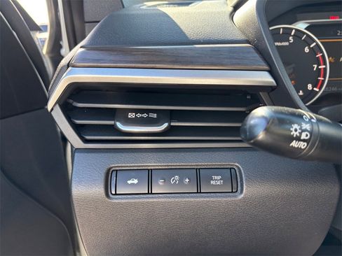 Used 2023 Nissan Altima 2.5 SV image 23