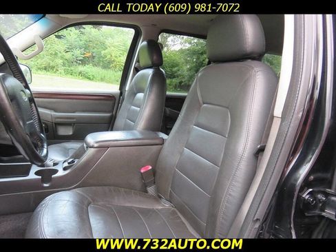 Used 2003 Ford Explorer Limited image 24