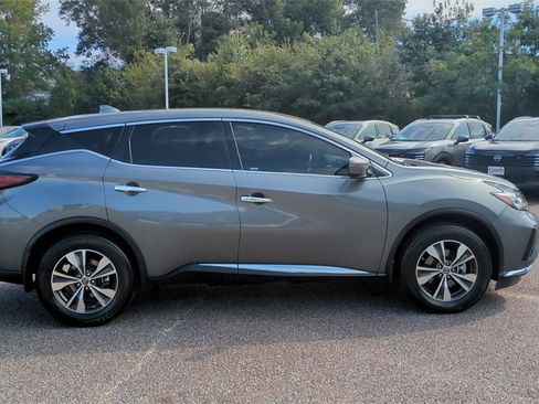 Used 2019 Nissan Murano S image 4