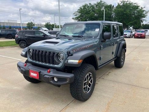 New 2026 Jeep Wrangler Unlimited Rubicon AWD/4WD image 3