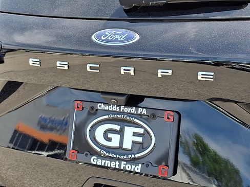 Certified 2022 Ford Escape SEL AWD/4WD image 31