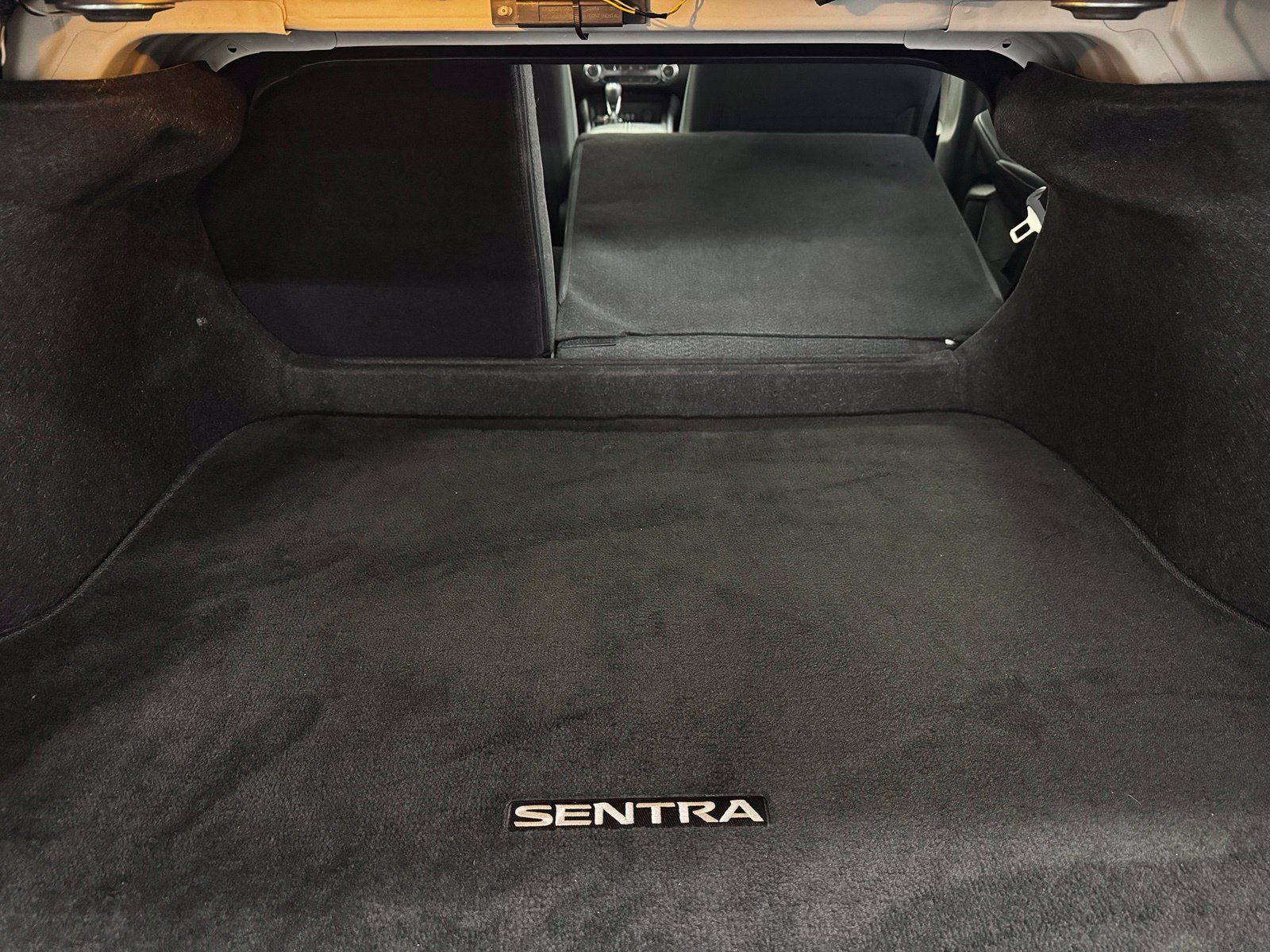 Certified 2024 Nissan Sentra SV FWD image 40