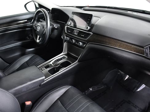 Used 2022 Honda Accord Touring image 27