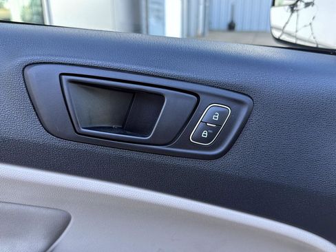 Used 2022 Ford EcoSport S image 13
