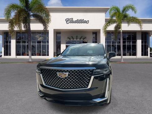 Certified 2021 Cadillac Escalade Premium Luxury RWD image 4