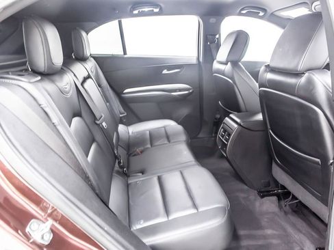 Used 2023 Cadillac XT4 Premium Luxury FWD image 33