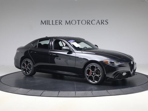 Used 2024 Alfa Romeo Giulia Veloce image 10