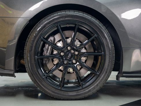 Used 2019 Ford Mustang Shelby GT350 w/ Technology Package image 25