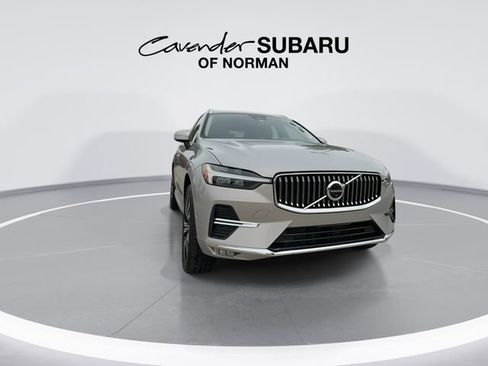 Used 2022 Volvo XC60 B6 Inscription w/ Advanced Package AWD/4WD image 3