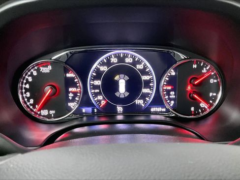 Used 2022 GMC Acadia SLT w/ Elevation Edition image 27