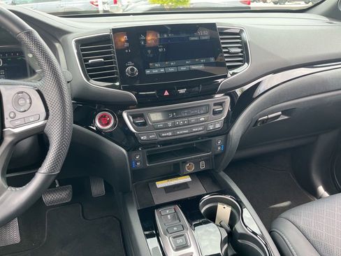 Certified 2023 Honda Passport Elite image 19