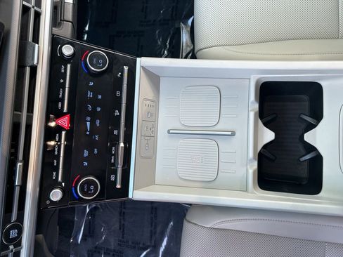 Used 2024 Hyundai Santa Fe SEL image 15