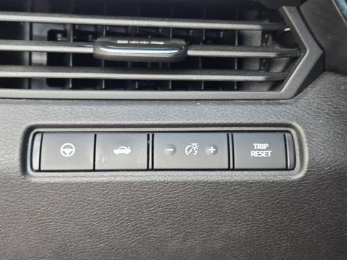 Used 2022 Nissan Altima 2.5 SV w/ SV Premium Package FWD image 86