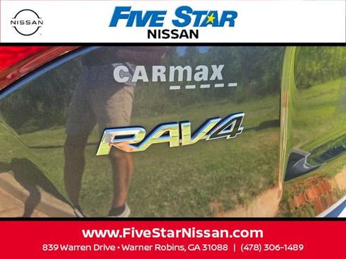 Used 2015 Toyota RAV4 XLE FWD image 11