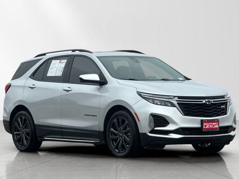 Used 2022 Chevrolet Equinox RS FWD image 8