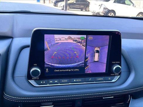 Certified 2021 Nissan Rogue SV FWD image 26
