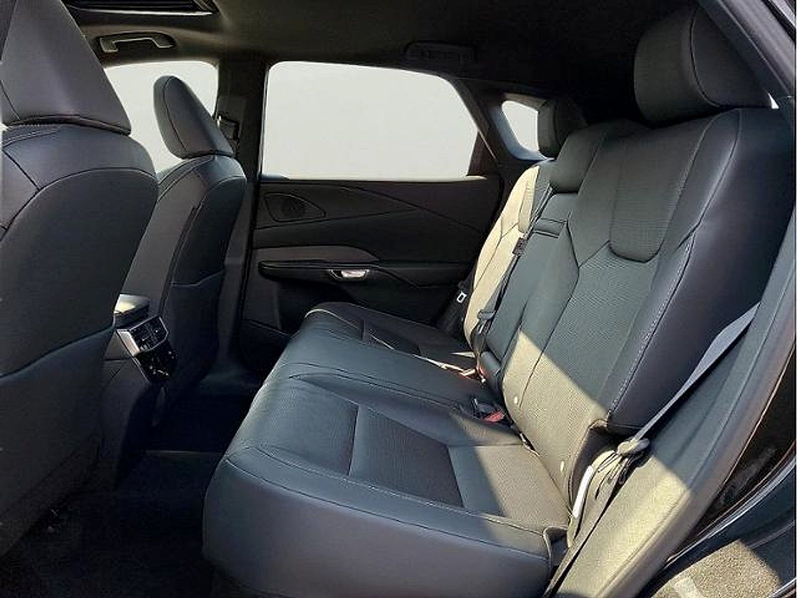 Certified 2023 Lexus RX 350 Premium Plus w/ Accessory Package AWD/4WD image 11