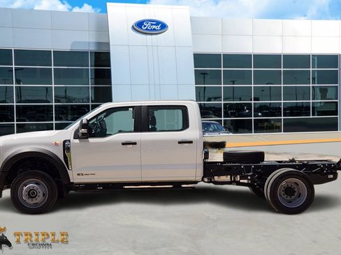 New 2026 Ford F550 4x4 Crew Cab Super Duty image 3