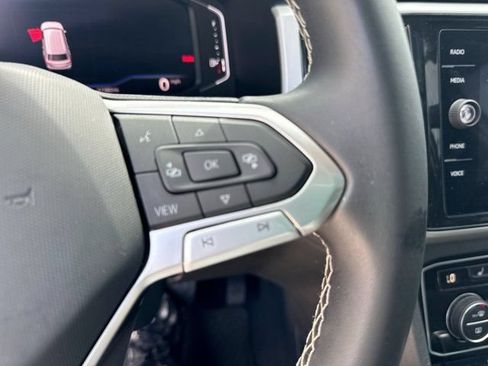 Used 2023 Volkswagen Atlas SE w/ Panoramic Sunroof Package FWD image 28