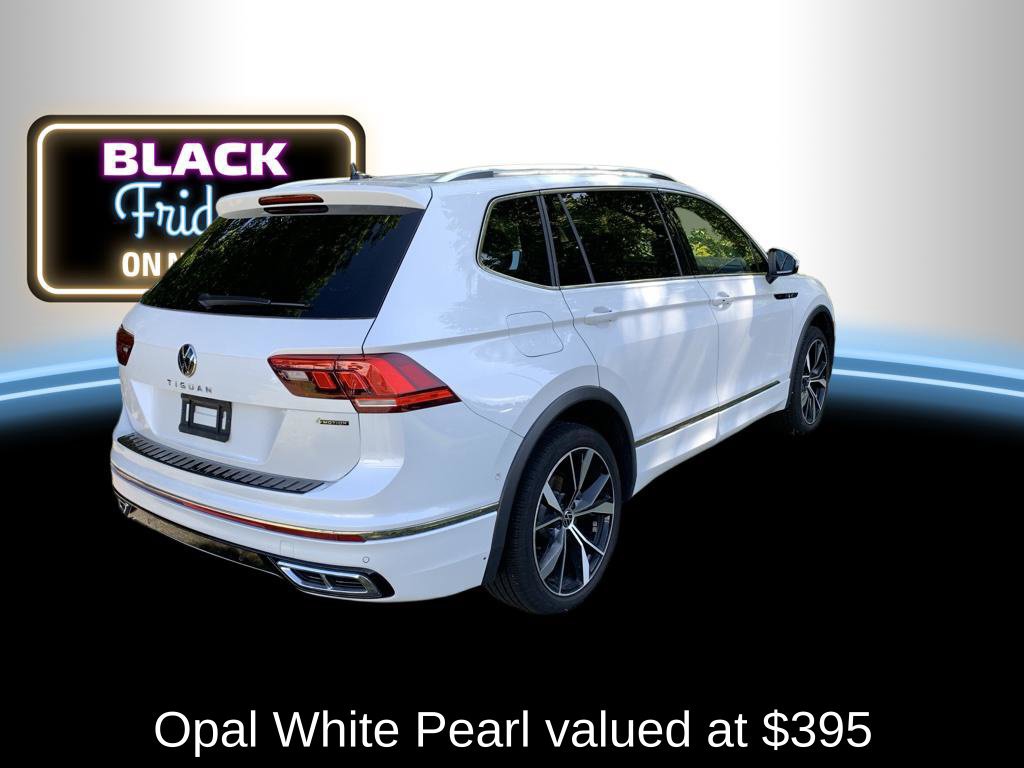 Used 2024 Volkswagen Tiguan SEL R-Line AWD/4WD image 3