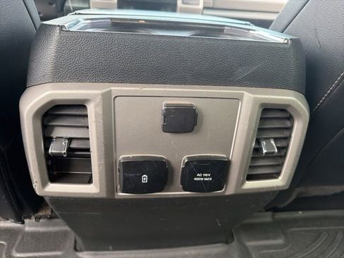 Used 2020 Ford F250 Lariat w/ Lariat Value Package AWD/4WD image 14