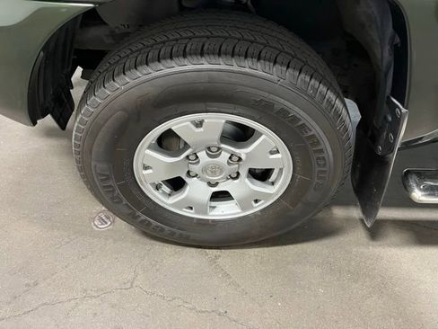 Used 2013 Toyota Tacoma PreRunner w/ TRD Off-Road Pkg RWD image 30