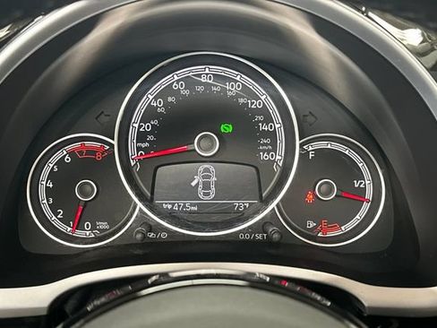 Used 2018 Volkswagen Beetle 2.0T S FWD image 28
