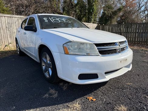 Used 2011 Dodge Avenger Express image 1