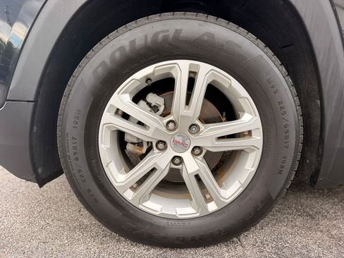 Used 2020 GMC Terrain SLE w/ Driver Convenience Package FWD image 31