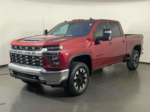 Used 2020 Chevrolet Silverado 2500 LT w/ Convenience Package AWD/4WD image 4