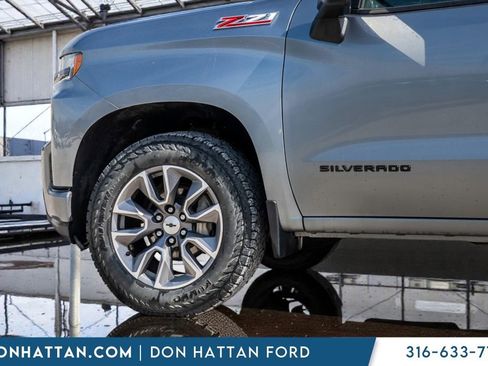 Used 2021 Chevrolet Silverado 1500 RST AWD/4WD image 31