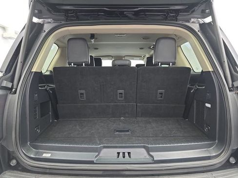 Used 2024 Ford Expedition XLT AWD/4WD image 38
